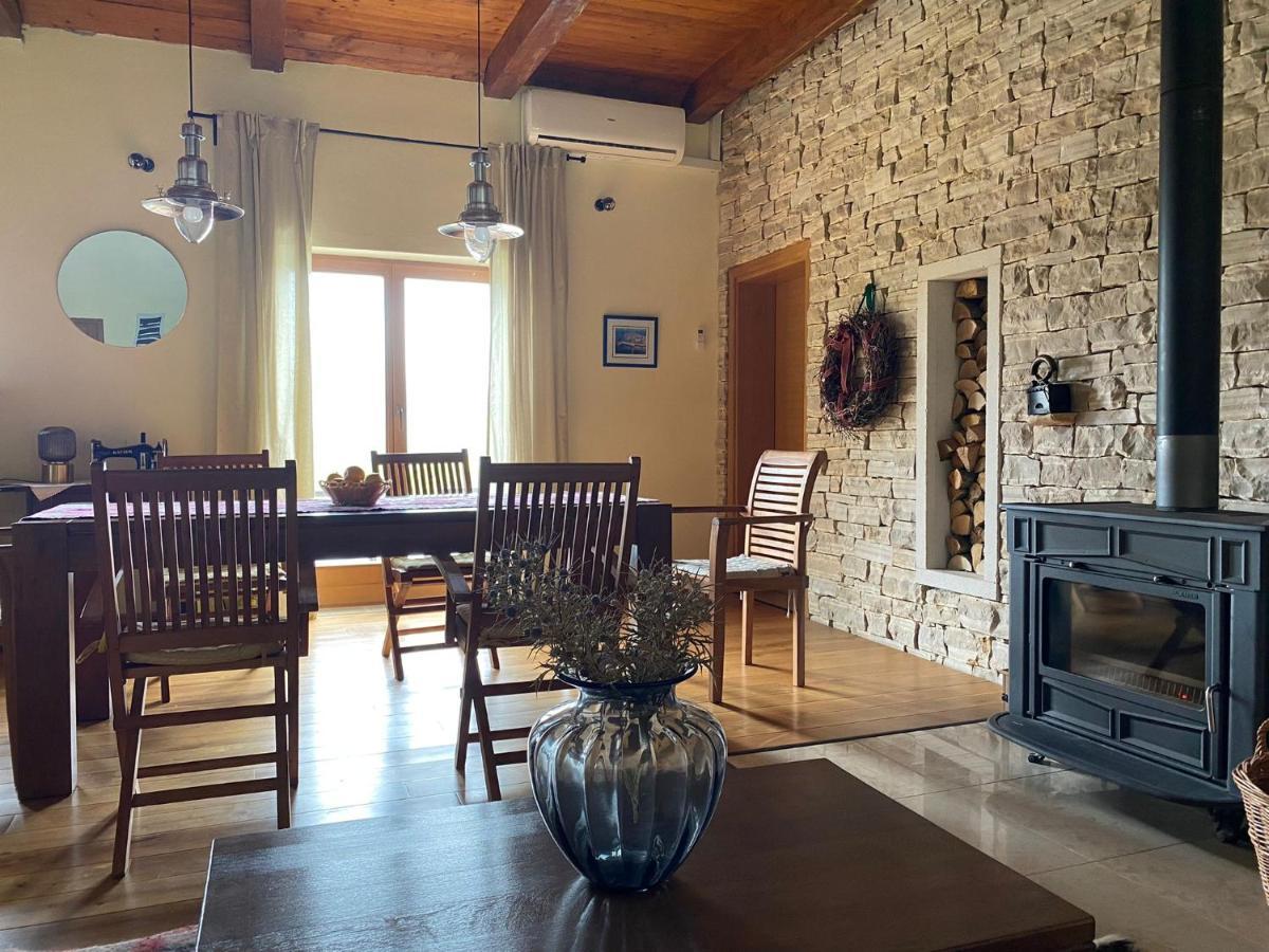 Holiday House Green Dream Обровац Екстериор снимка