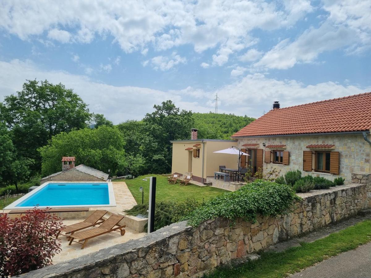 Holiday House Green Dream Обровац Екстериор снимка